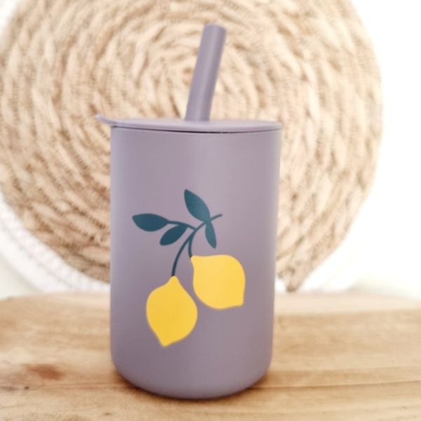 Rammelaartje Silikontrinkbecher Pflaume